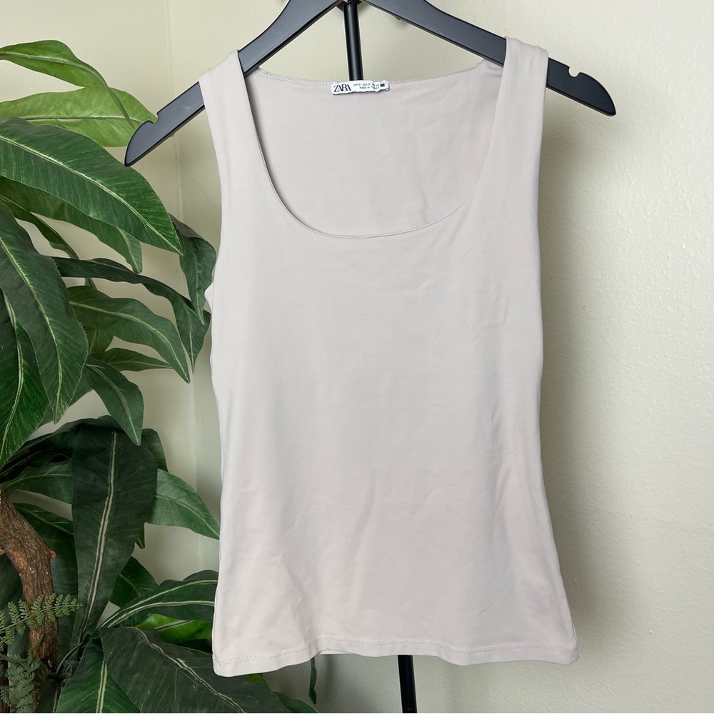 Zara Seamless Scoop Neck Soft Beige Tank Top